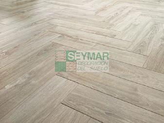 Tarima Espiga AC6 12mm Roble Salerno